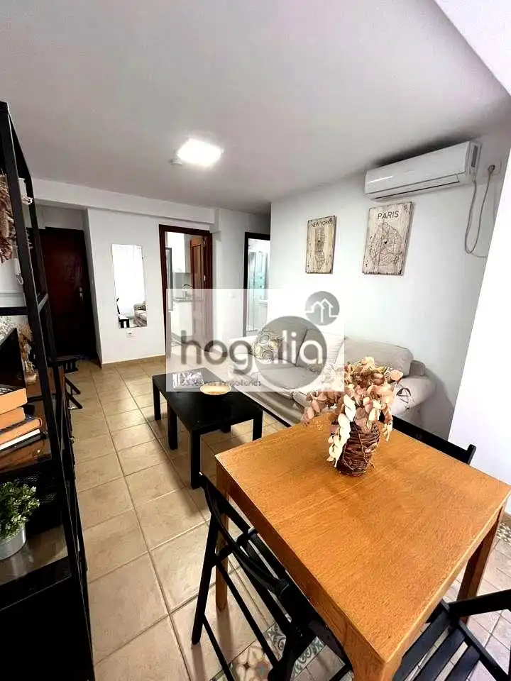 Flat to rent in Los Remedios, imagen 2