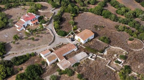 Finca rústica de seis dormitorios con licencia turística, en medio de la naturaleza y a pocos minutos de Es Migjorn y Alaior., imatge 2