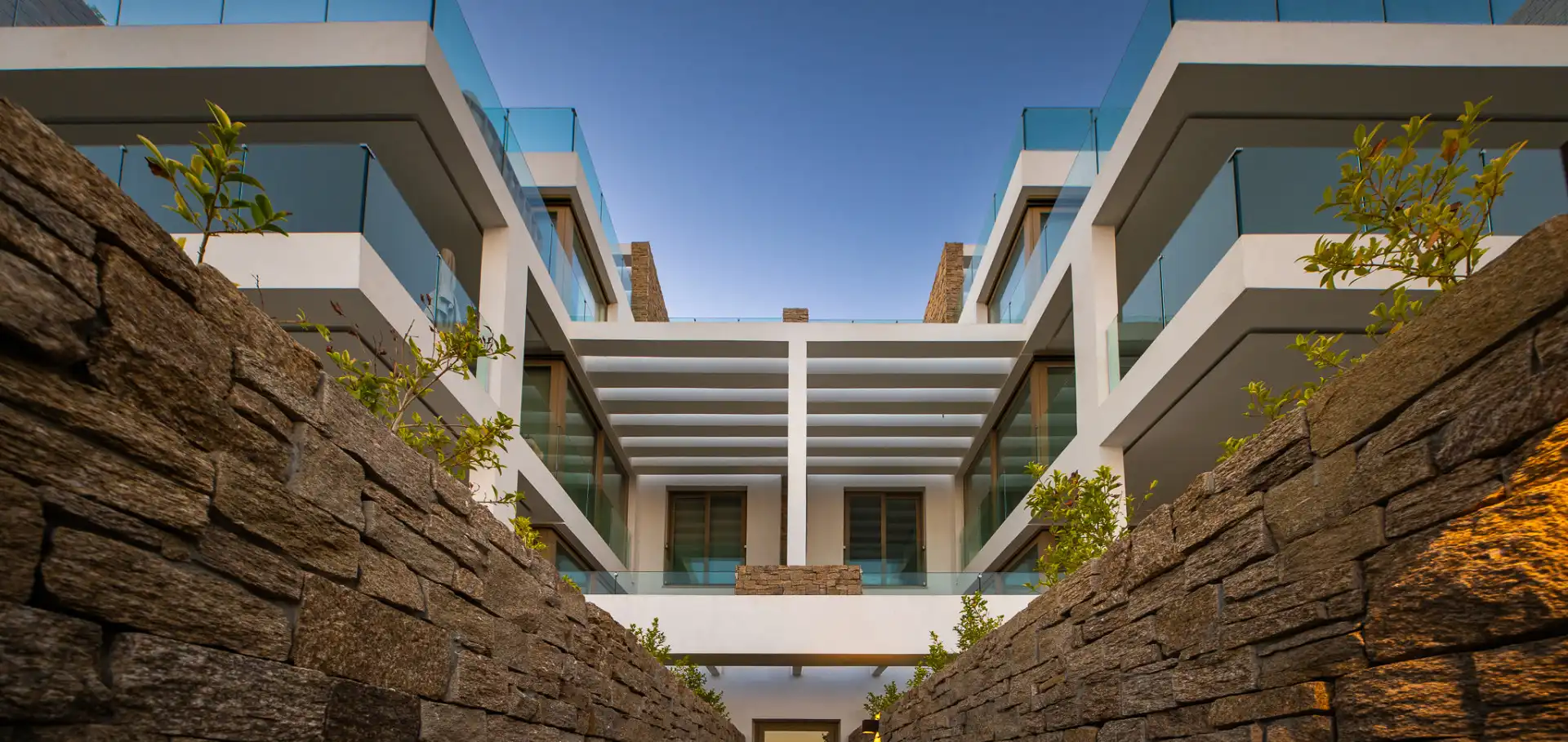 Vista exterior de Planta baja en venta en Mijas con Aire acondicionado, Terraza y Piscina