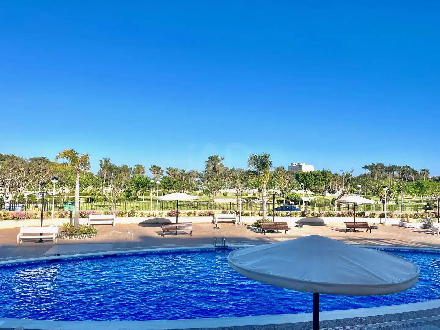 Swimming pool of Flat for sale in Oropesa del Mar / Orpesa  with Air Conditioner, Heating and Terrace