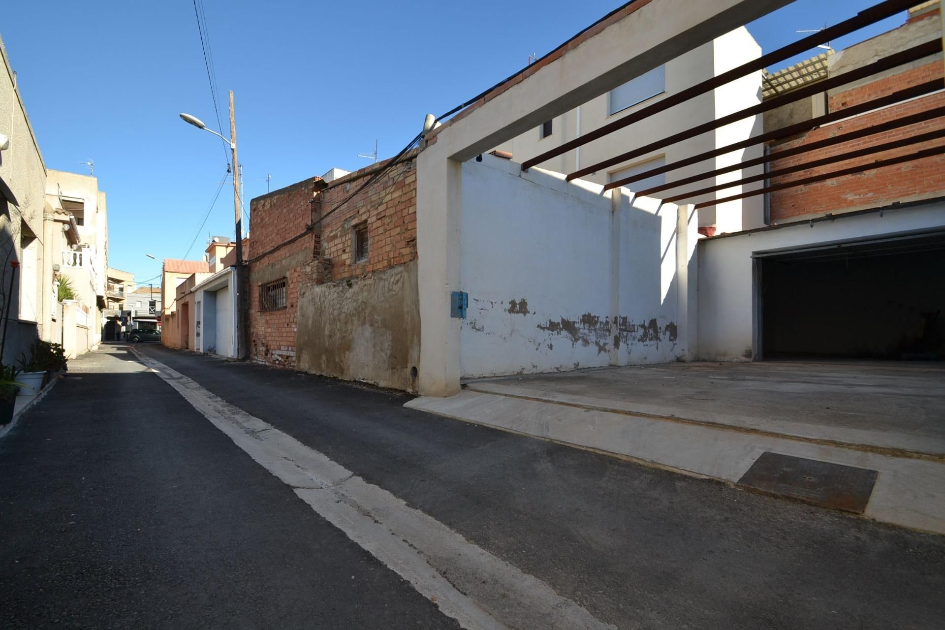 Exterior view of Premises for sale in Deltebre