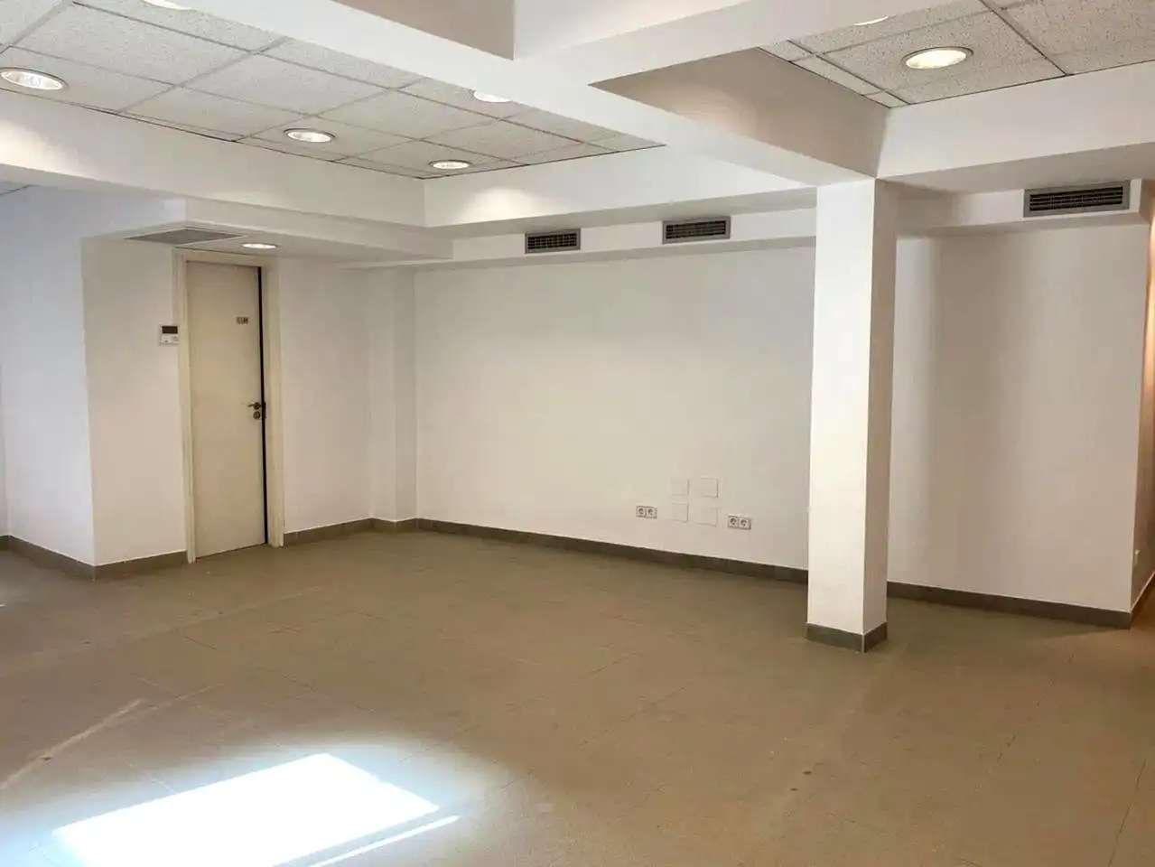 Oficina de alquiler en Barcelona con Aire acondicionado y Calefacción