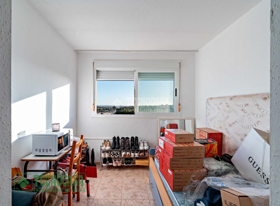 Dormitori de Pis en venda en El Ejido amb Aire condicionat i Terrassa