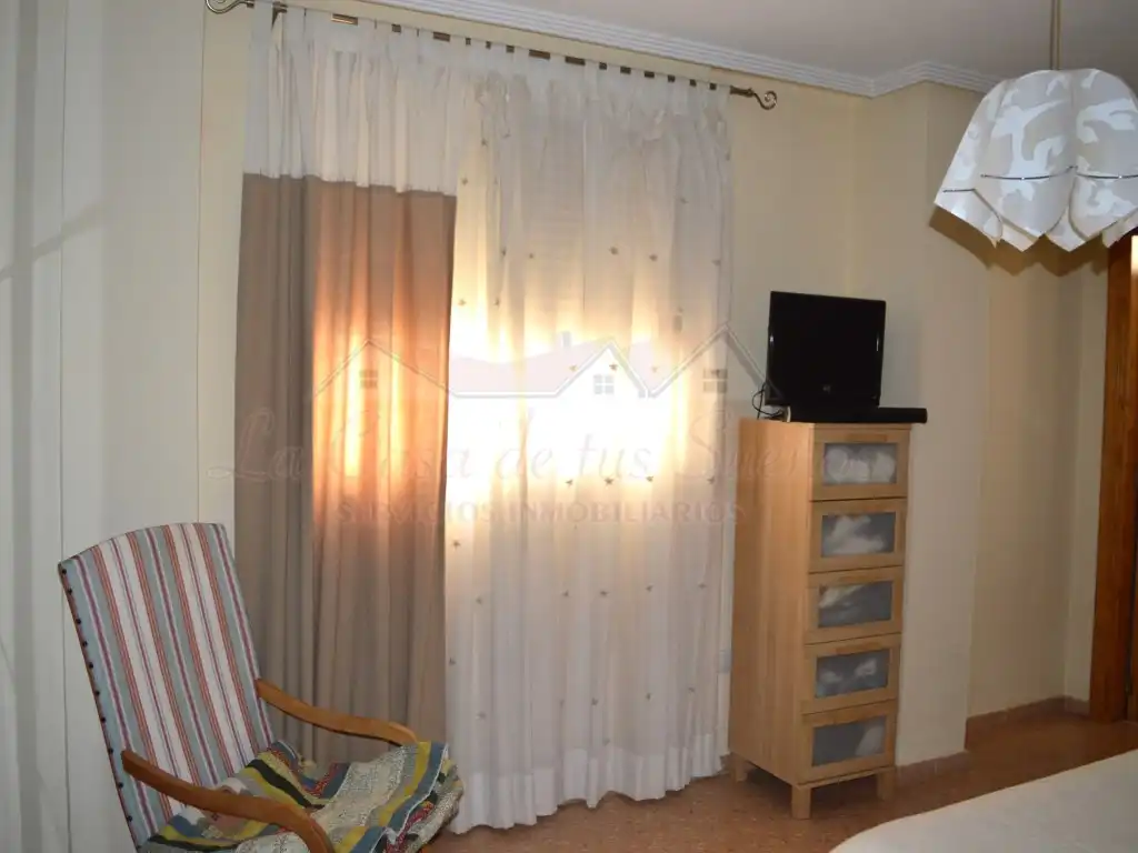 Schlafzimmer von Maisonette zum Verkauf in Elda