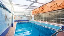 Swimming pool of House or chalet for sale in  Madrid Capital  with Air Conditioner, Terrace and Swimming Pool