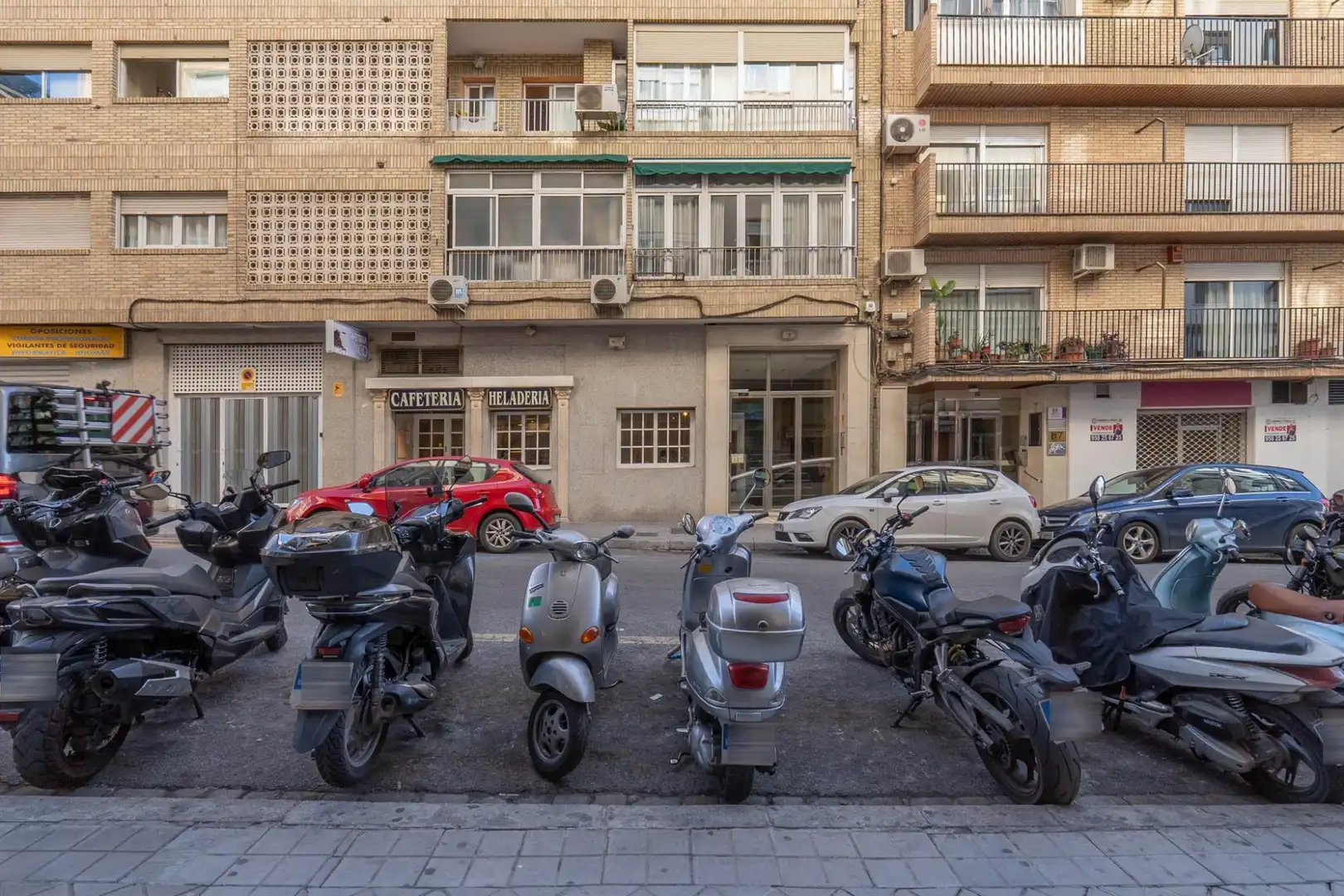 Vista exterior de Piso en venta en Granada
