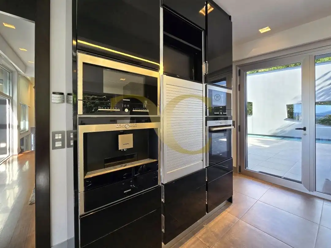 Cocina de Casa o chalet en venta en Gijón  con Calefacción, Jardín privado y Terraza