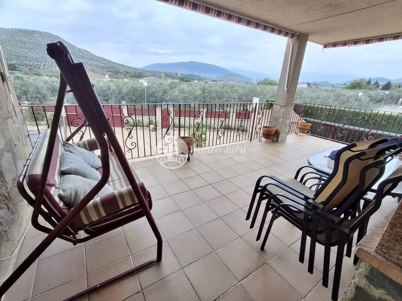 Terrace of Houses for sale in Jaén  with Air Conditioner, Heating and Private garden