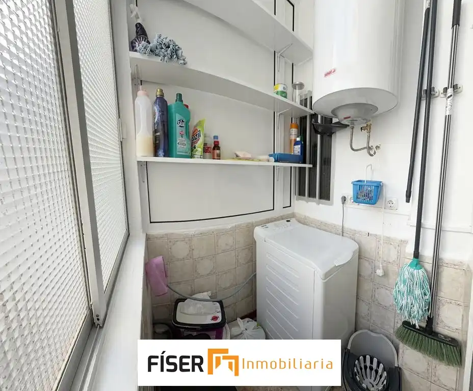 Flat with terrace to rent in Calle Hernando de Zafra, imagen 6