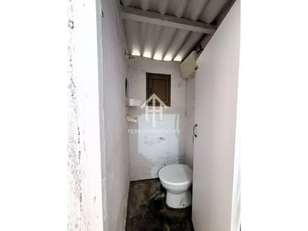 Badezimmer von Haus oder Chalet zum Verkauf in Loja mit Klimaanlage, Terrasse und Möbliert