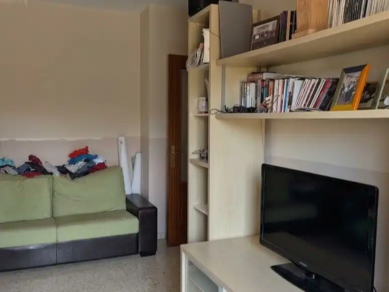 Sala de estar de Piso en venta en Sevilla con Aire acondicionado, Amueblado y Balcón