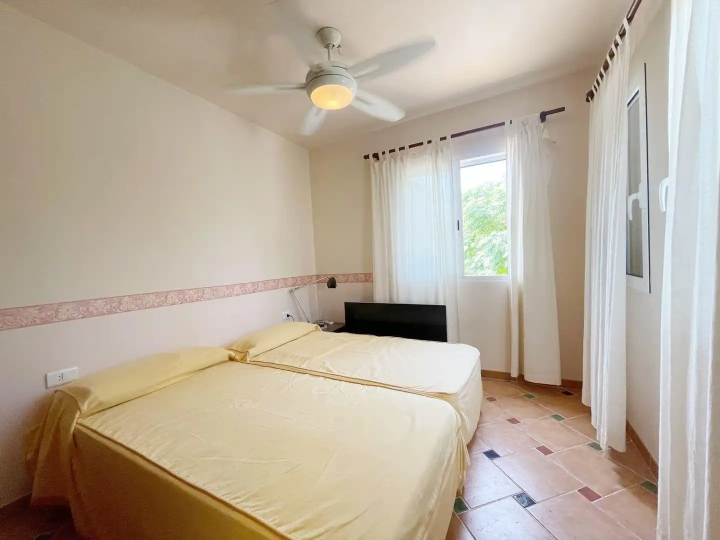 Terraced house with pool for sale in Las Marinas / Les Marines, imagen 12