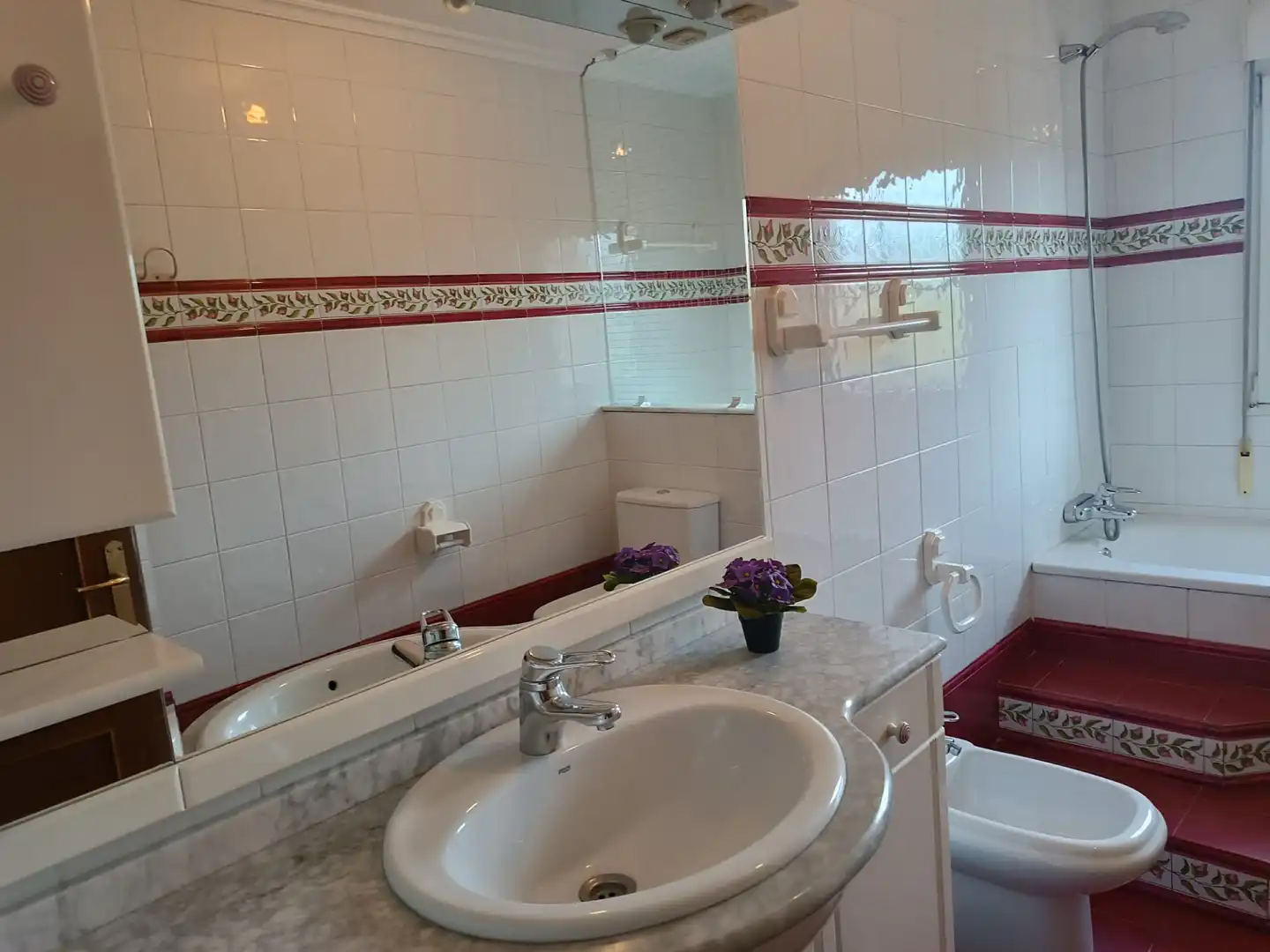 Baño de Casa o chalet en venta en Castrillón con Calefacción, Jardín privado y Parquet