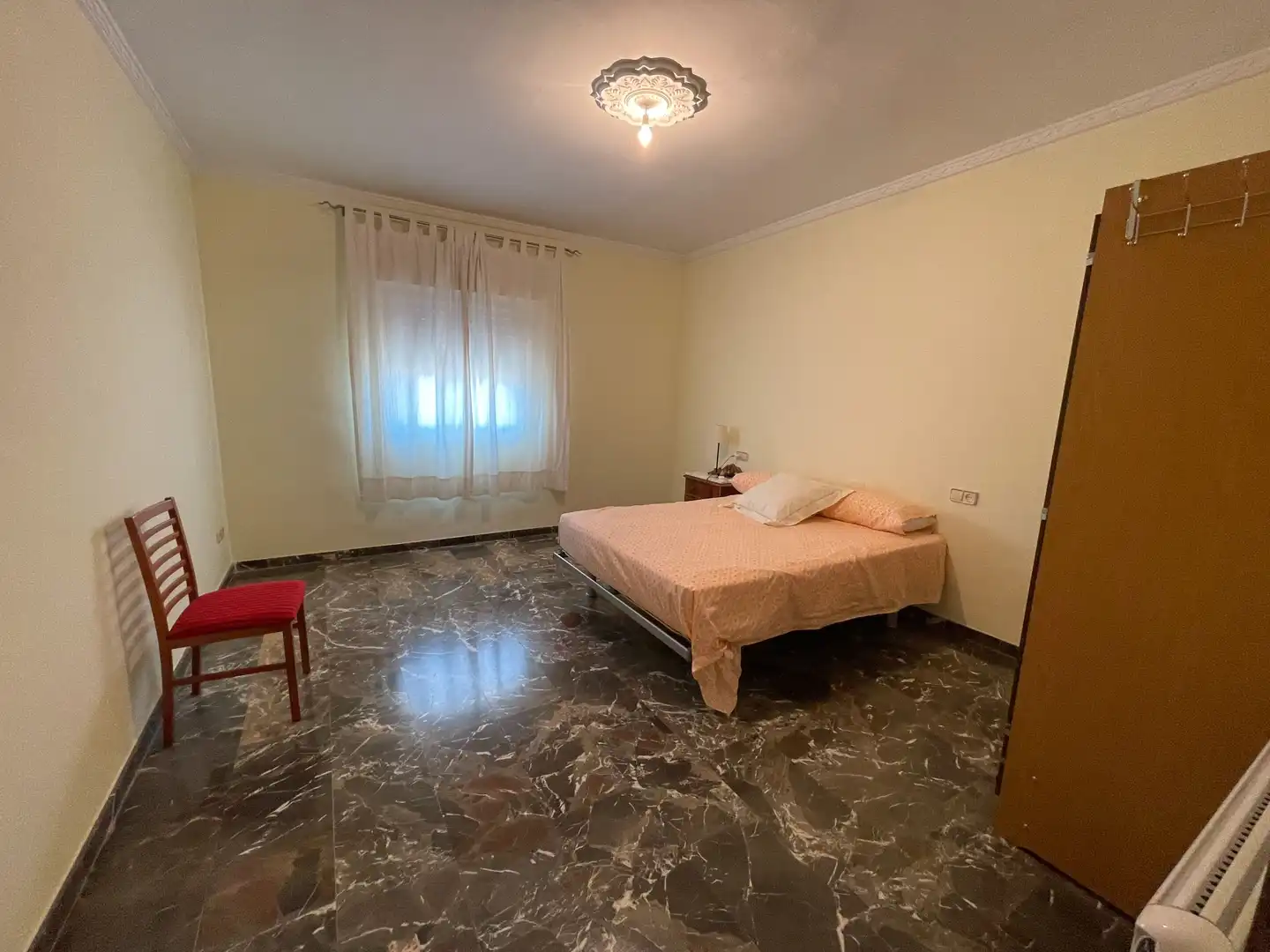 Flat for sale in Rus