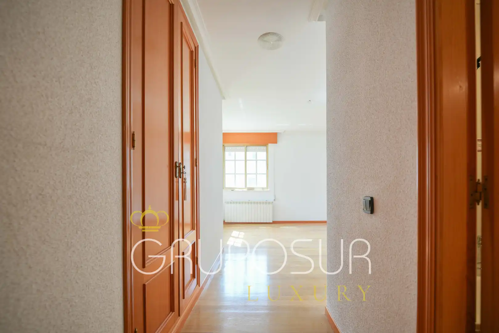 Casa aparellada amb jardí en venda a Calle Castilla y León 22, imagen 57