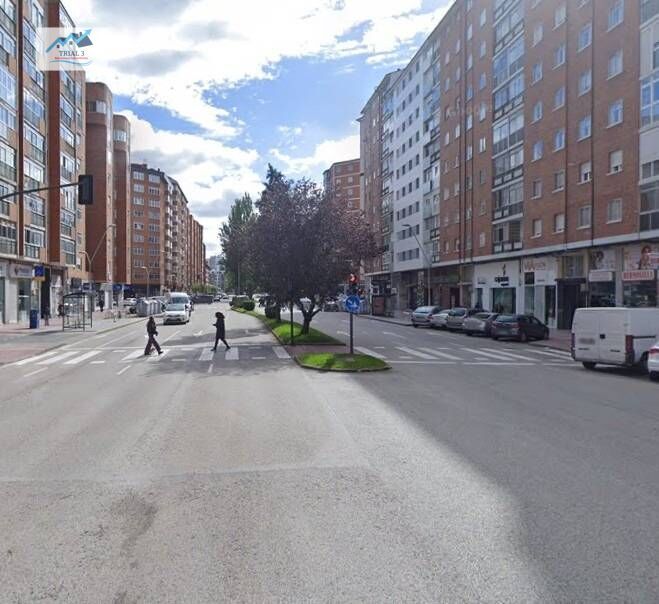 Vista exterior de Pis en venda en Burgos Capital amb Terrassa