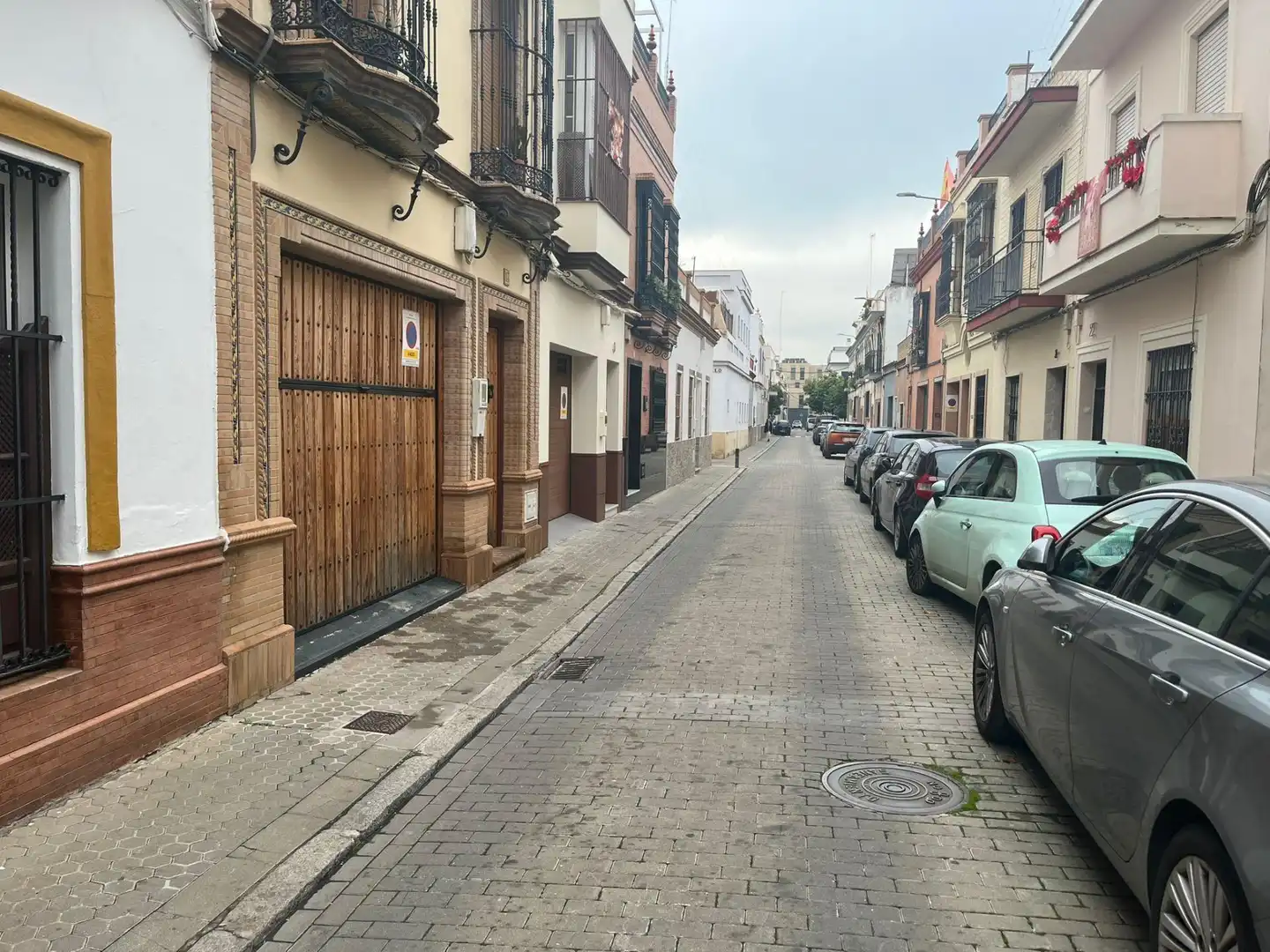 Vista exterior de Garaje de alquiler en Sevilla