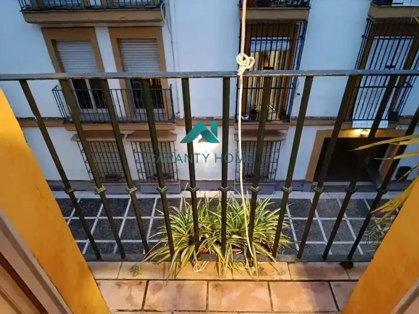 Terraza de Piso en venta en Sevilla con Trastero y Balcón