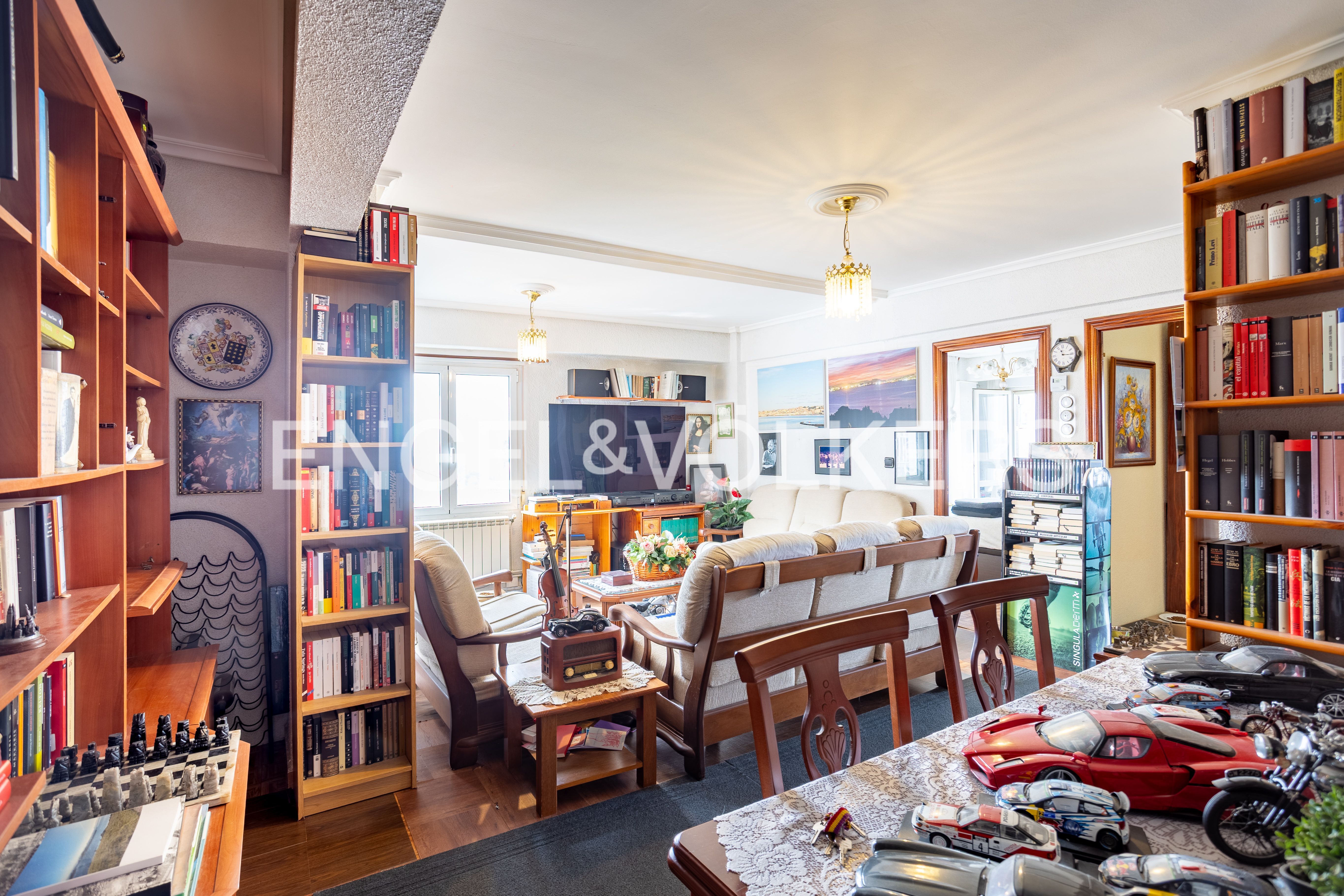 Sala de estar de Piso en venta en Marina de Cudeyo con Calefacción