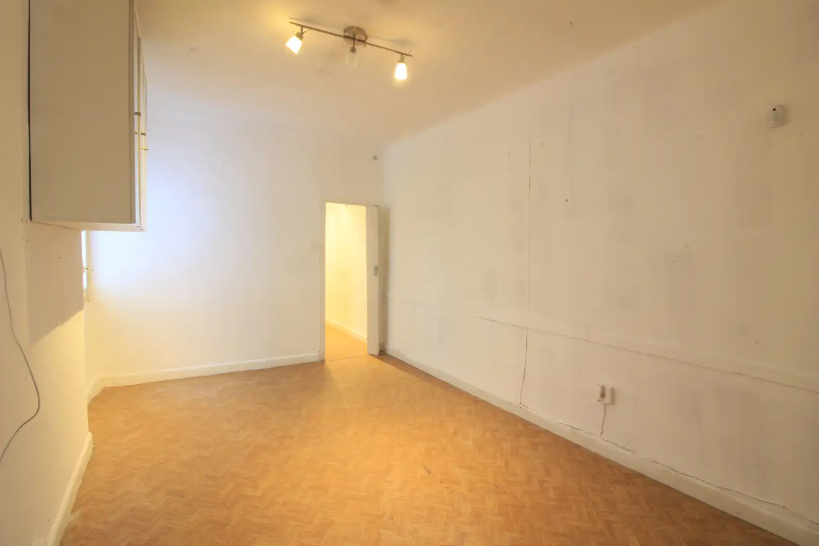 Flat for sale in Calle de la Laguna, imagen 7