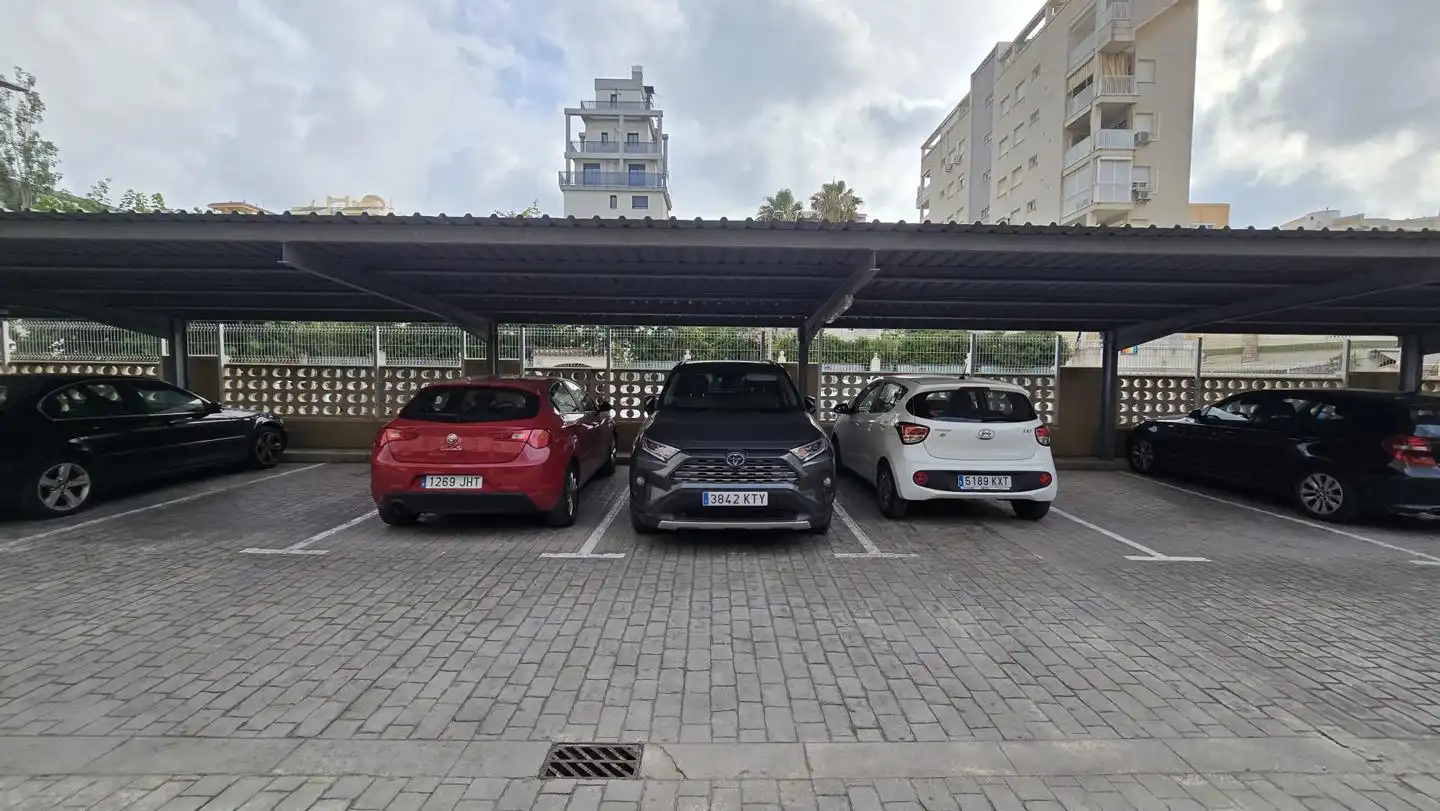 Parking de Apartamento de alquiler en Gandia con Terraza, Amueblado y Piscina comunitaria