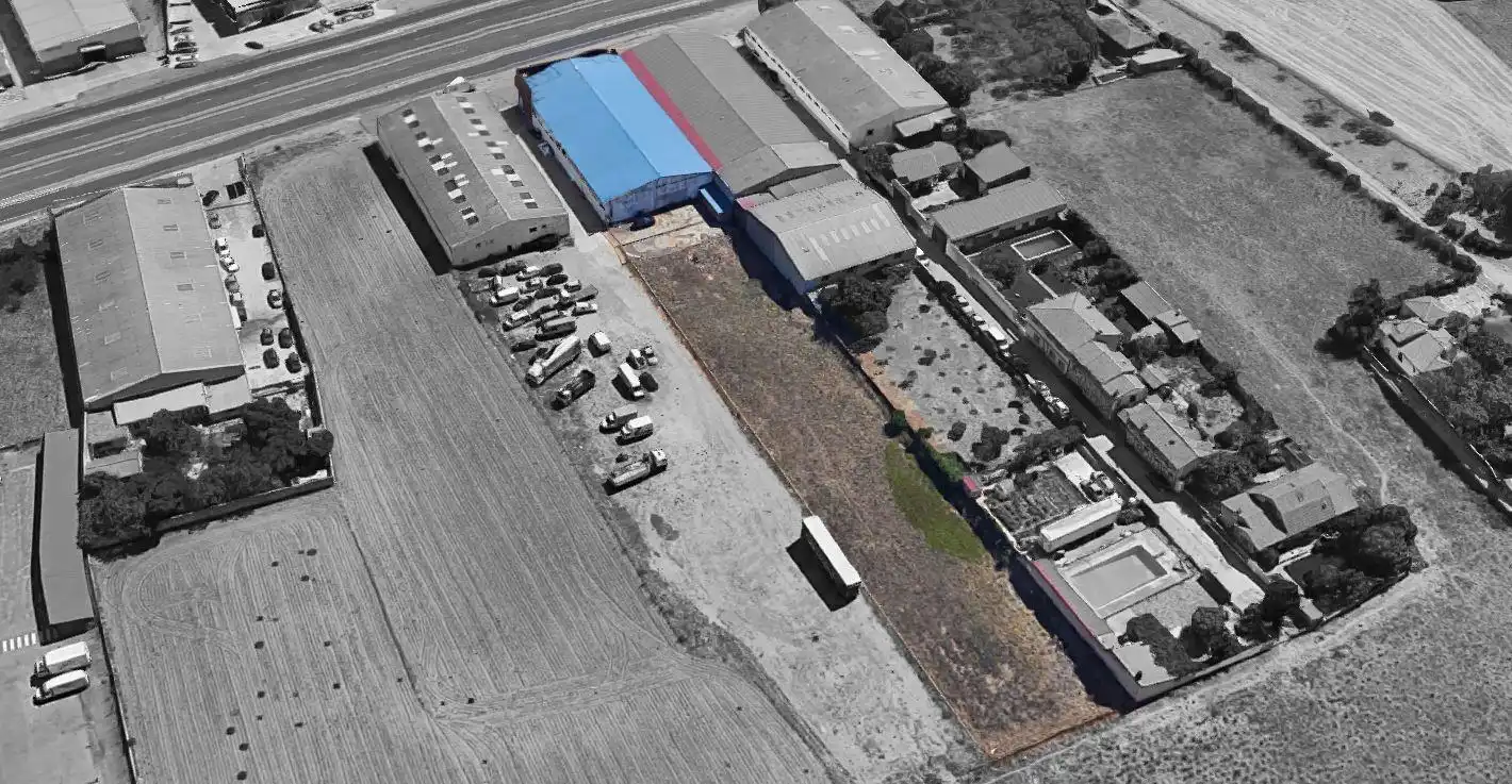 Nave industrial en venta en Roales