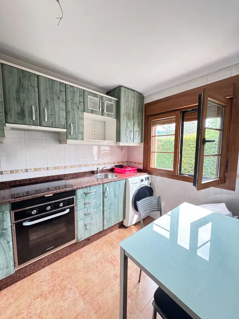 Cuina de Casa o xalet en venda en Avilés