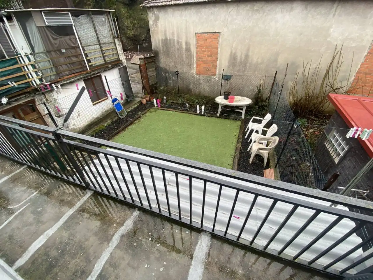 Jardí de Casa o xalet en venda en Olot amb Parquet i Terrassa