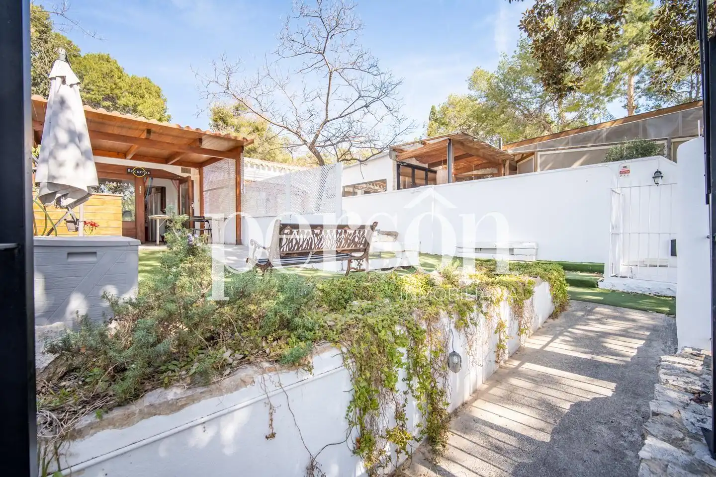 Local en venta en Rocafort