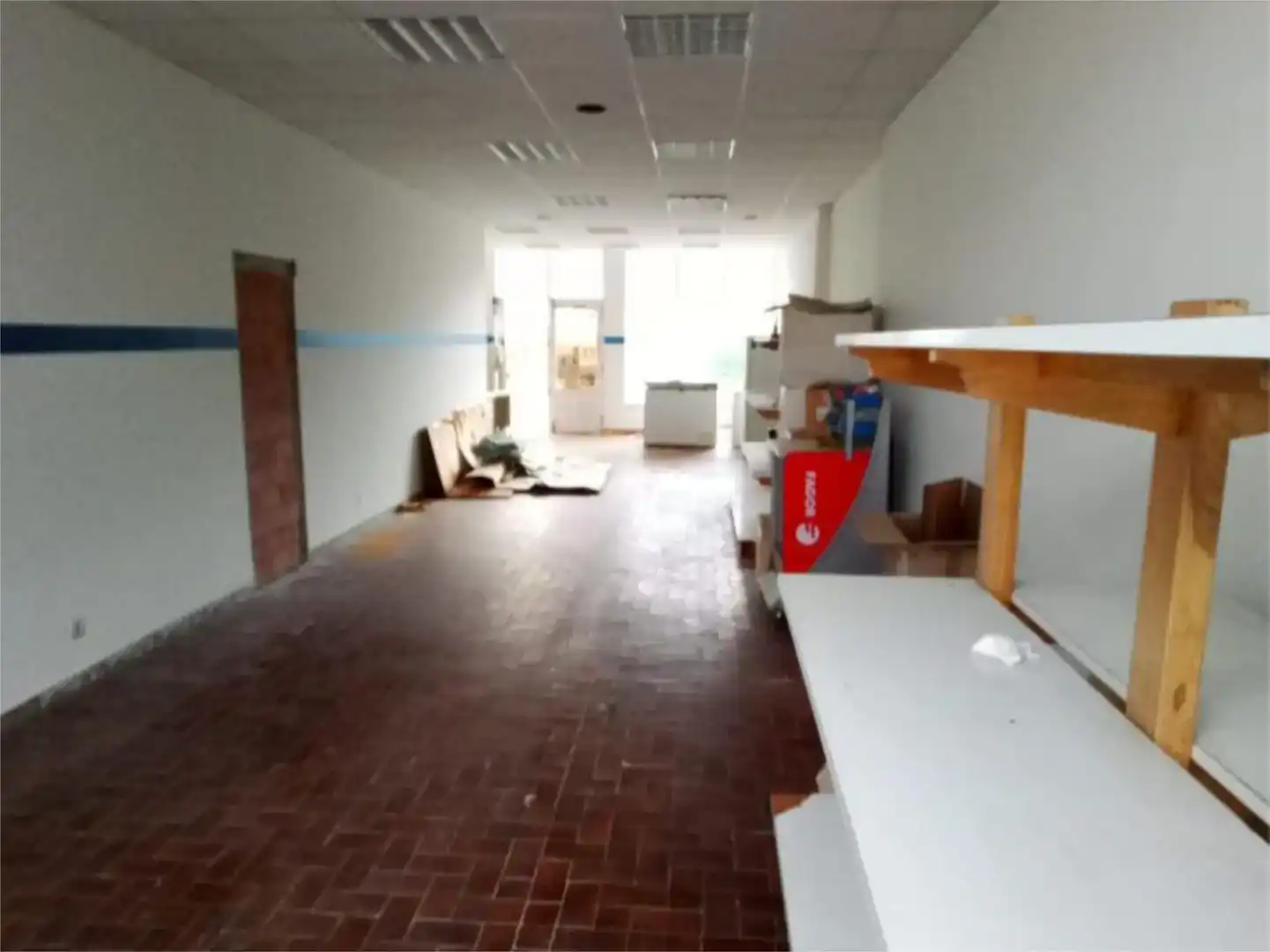 Local en venta en Cervo