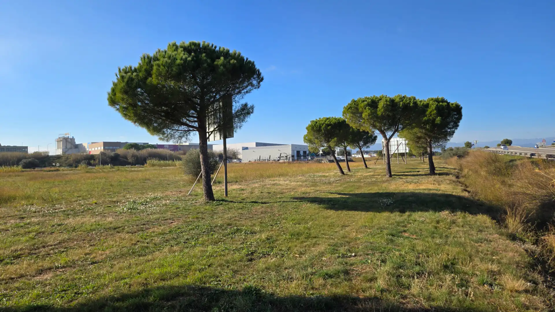 Terreny industrial de lloguer en Vilamalla