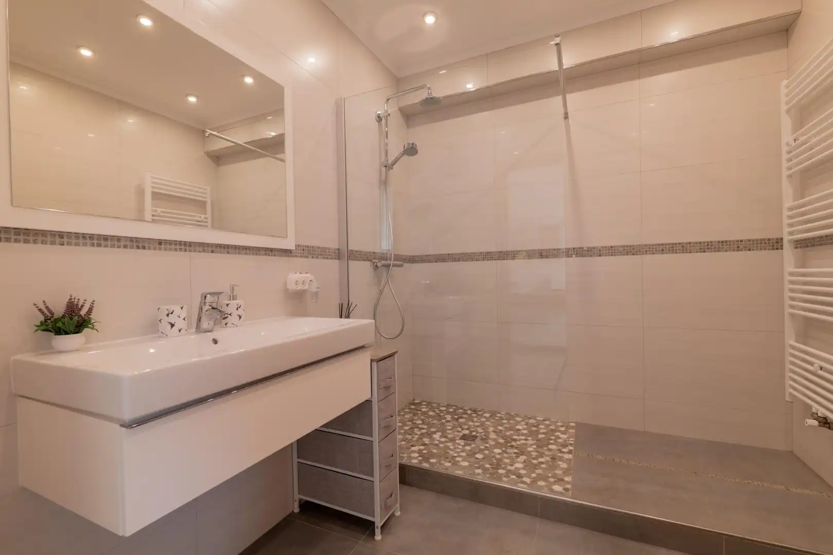 Baño de Casa o chalet en venta en Lloret de Mar con Aire acondicionado, Calefacción y Jardín privado