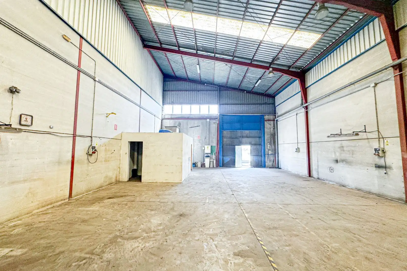 Industrial buildings for sale in Almería
