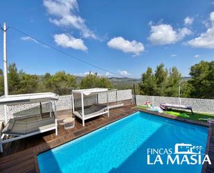 Piscina de Casa o xalet en venda en Canyelles amb Aire condicionat, Calefacció i Jardí privat