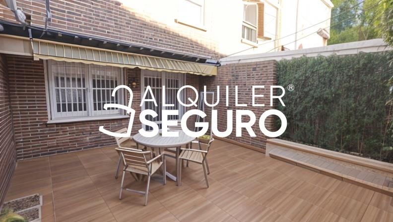 Terrassa de Casa o xalet de lloguer en  Madrid Capital amb Calefacció i Terrassa
