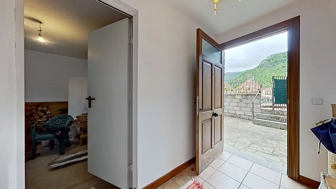 Casa adosada en venda en Isaba / Izaba amb Calefacció, Moblat i Balcó