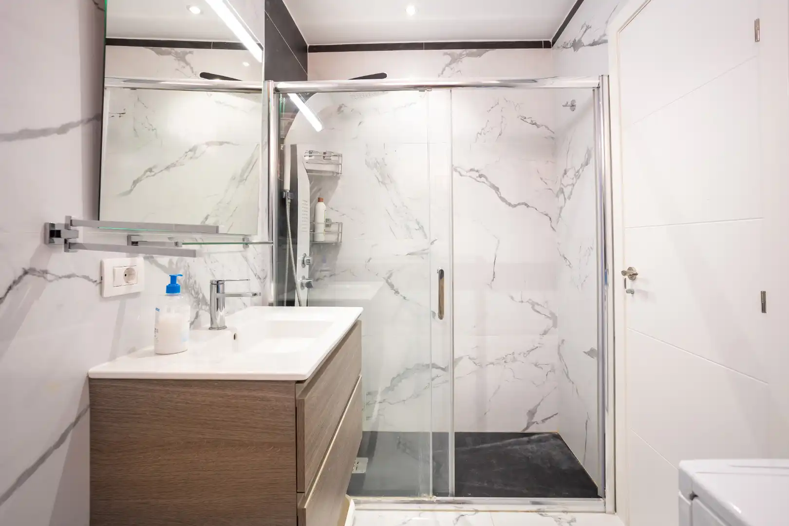 Baño de Apartamento en venta en Santiago del Teide con Aire acondicionado, Terraza y Amueblado