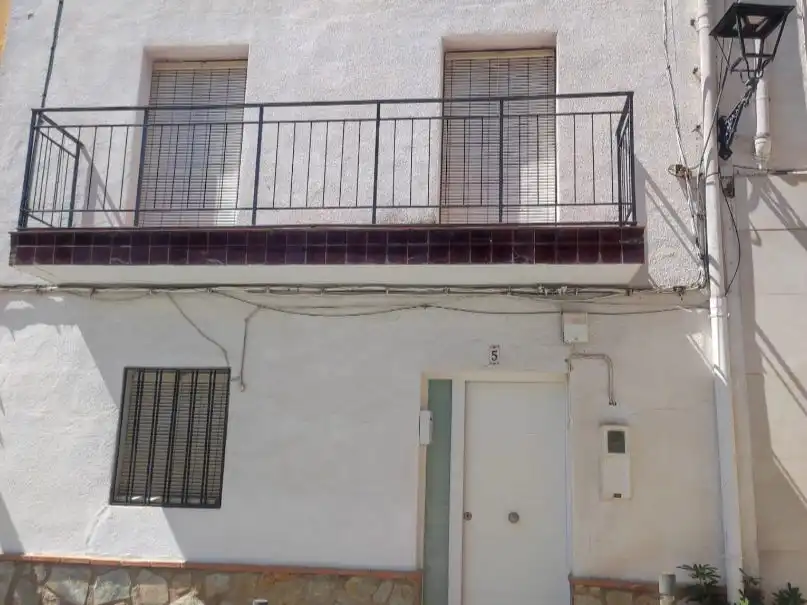 Adossat amb jardí en venda a Buenavista 45