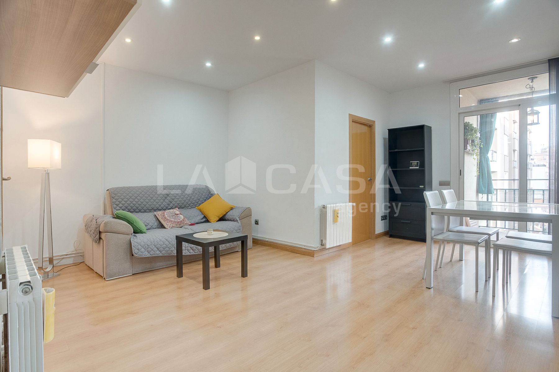 Wohnung zum Verkauf in  Barcelona Capital mit Heizung und Balkon