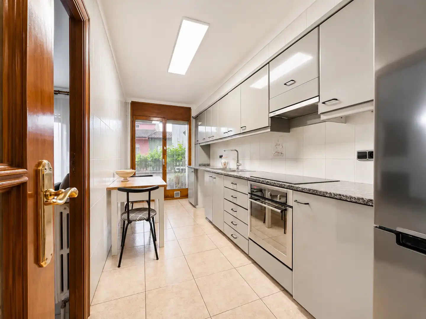 Cocina de Casa adosada en venta en Manlleu con Calefacción, Jardín privado y Terraza