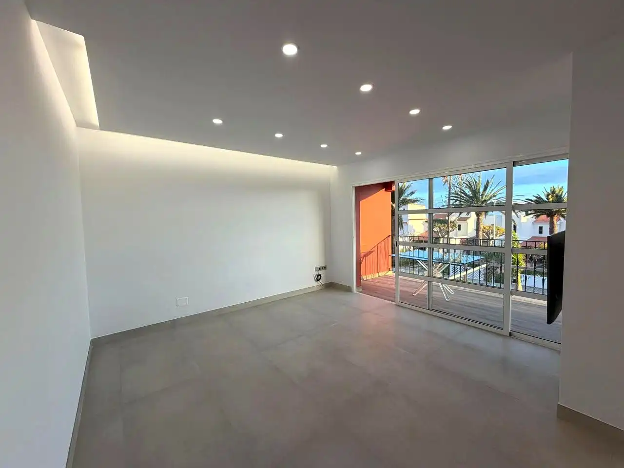 Piso de alquiler en San Bartolomé de Tirajana con Aire acondicionado, Terraza y Internet