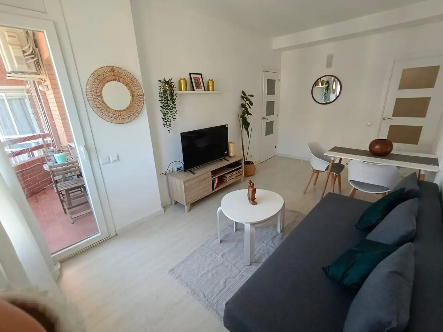 Wohnzimmer von Wohnungen zur Miete in Barcelona mit Klimaanlage, Heizung und Parkett