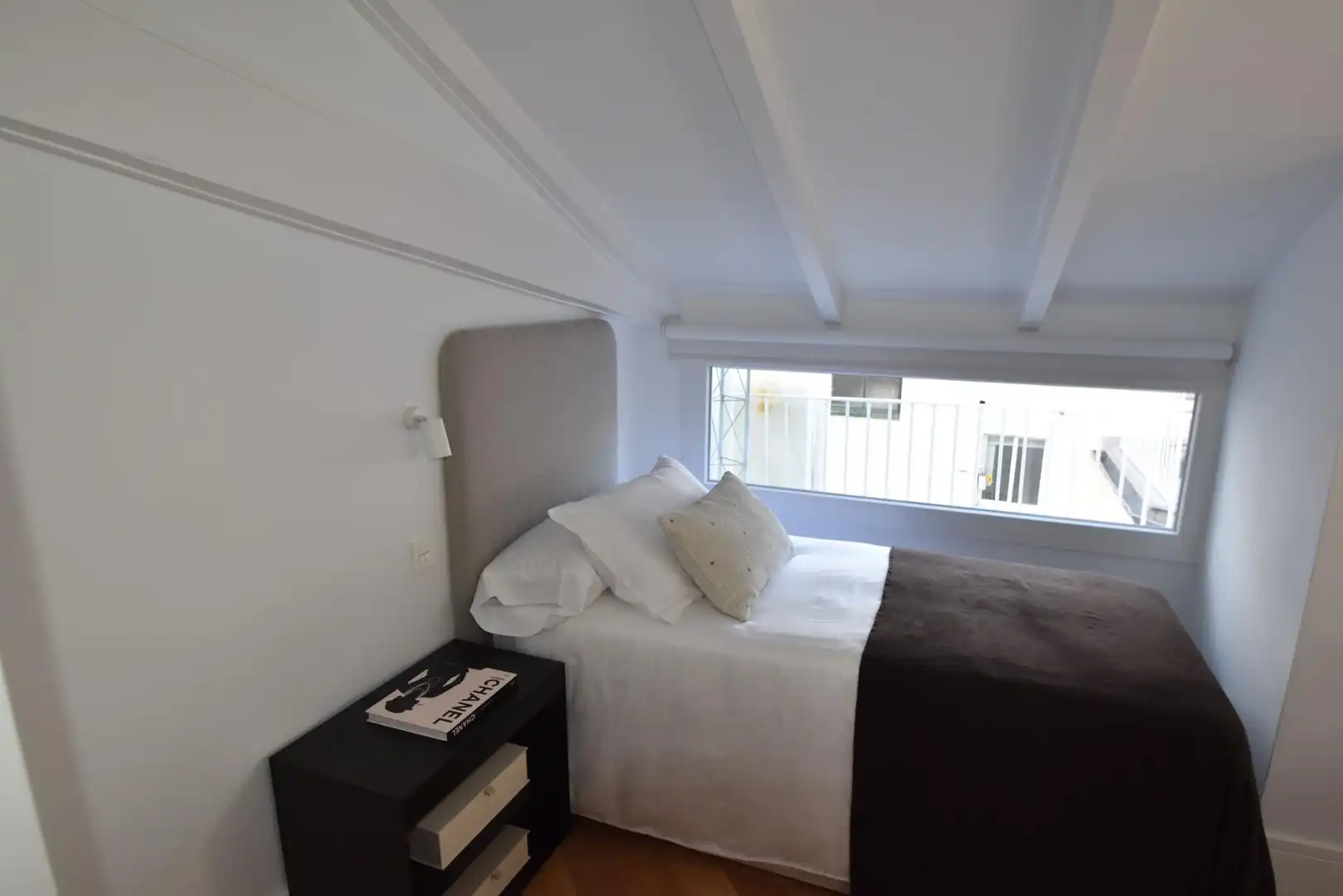 Dormitori de Àtic en venda en Madrid amb Aire condicionat, Calefacció i Terrassa