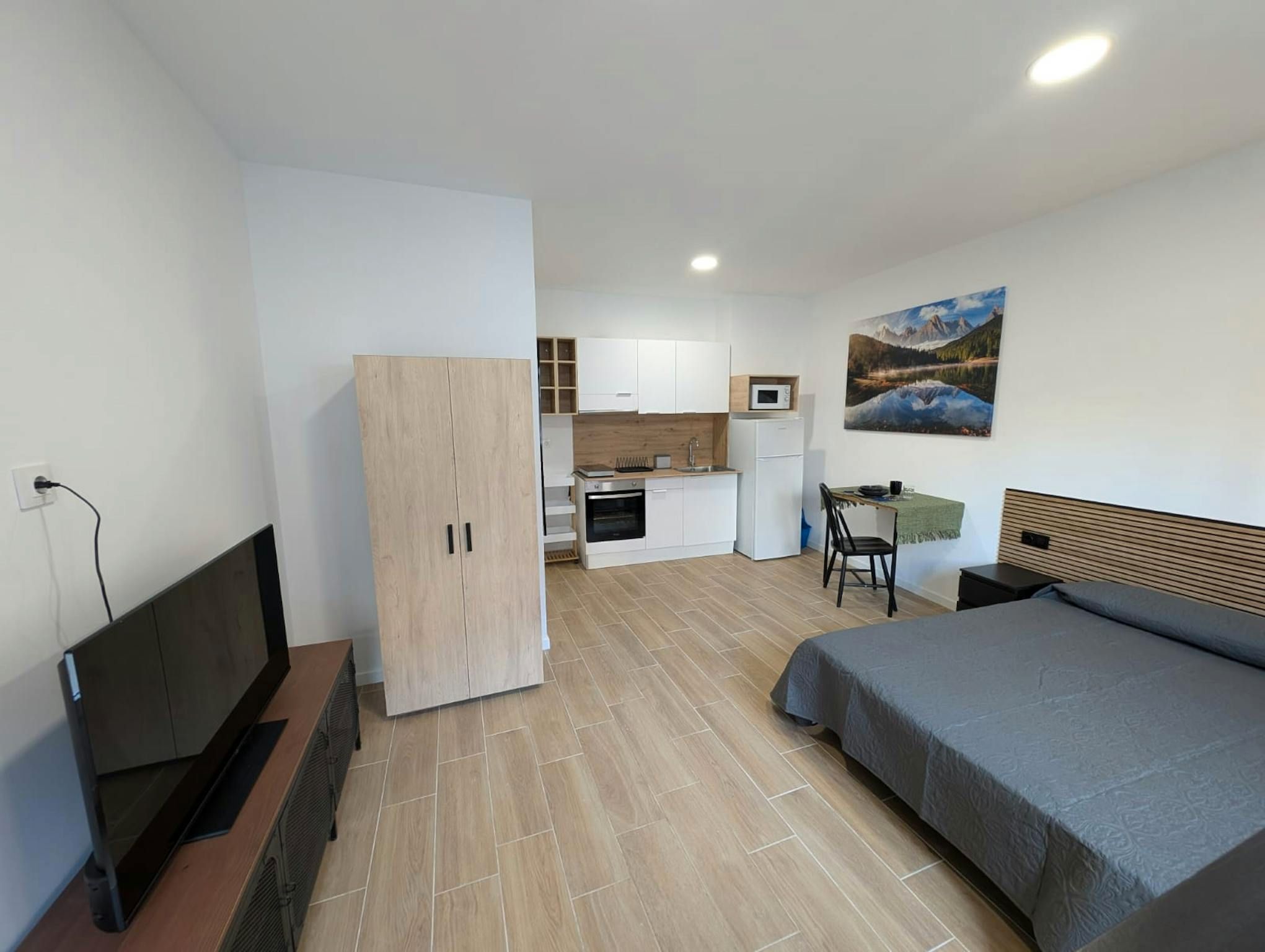 Dormitori de Casa o xalet de lloguer en  Valencia Capital amb Aire condicionat, Moblat i TV