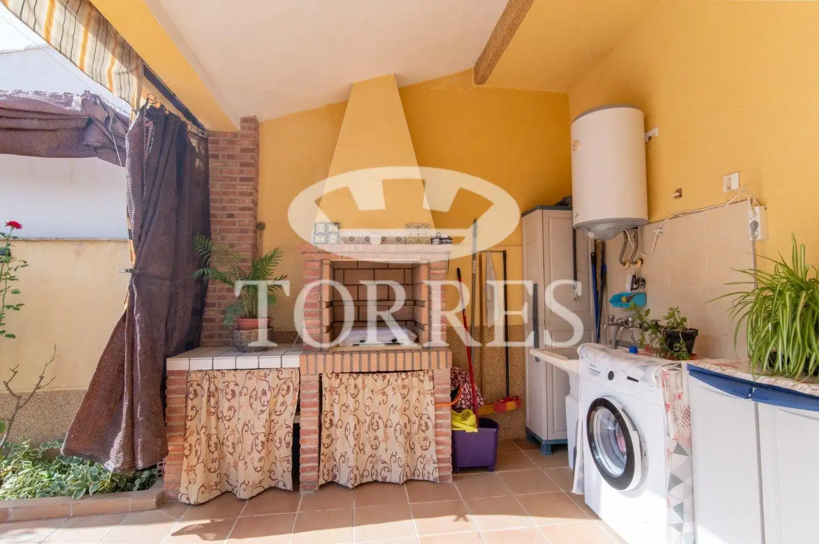 Garden of Country homes for sale in Loja