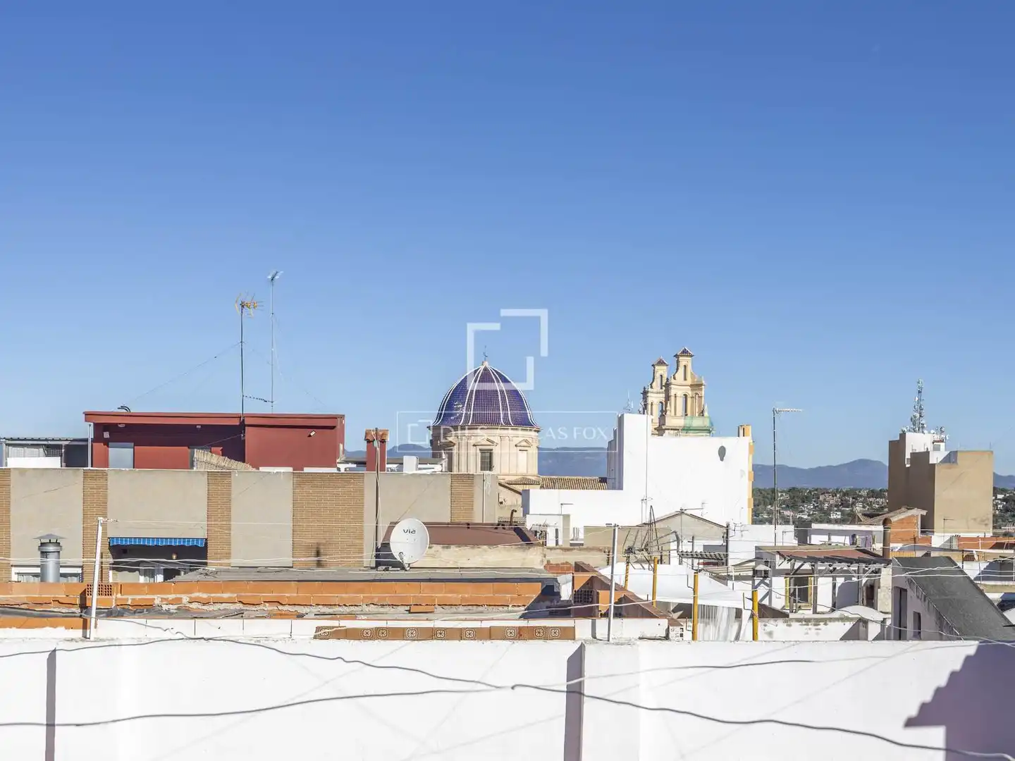 Vista exterior de Casa o xalet en venda en Riba-roja de Túria amb Aire condicionat, Calefacció i Terrassa