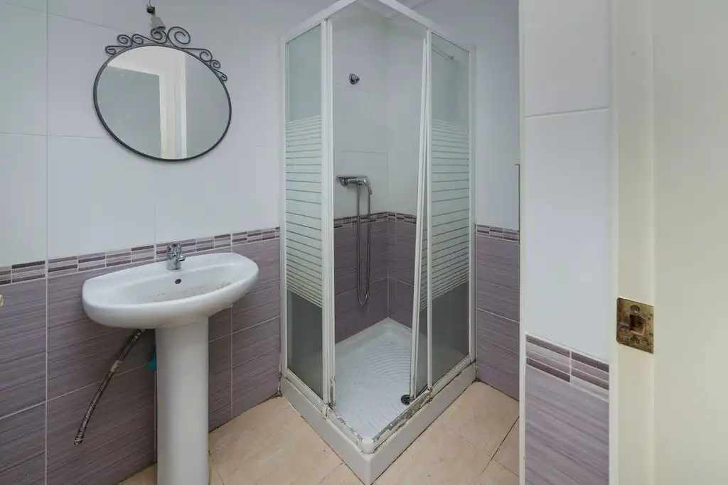 Baño de Piso en venta en Orihuela con Trastero