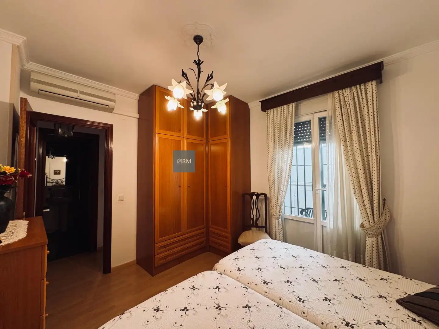 Habitación de Piso en venta en Sanlúcar de Barrameda con Aire acondicionado, Calefacción y Parquet