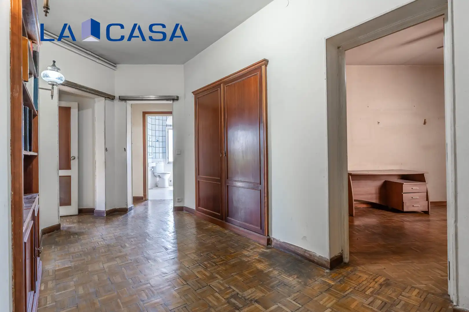 Piso en venta en Madrid con Calefacción, Terraza y Trastero