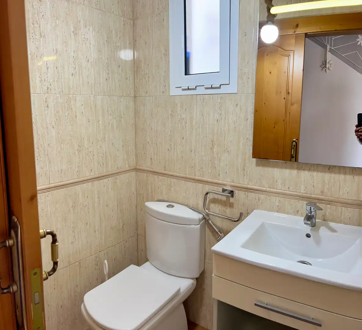 Bathroom of Detached homes for sale in Agüimes  with Air Conditioner, Terrace and Oven